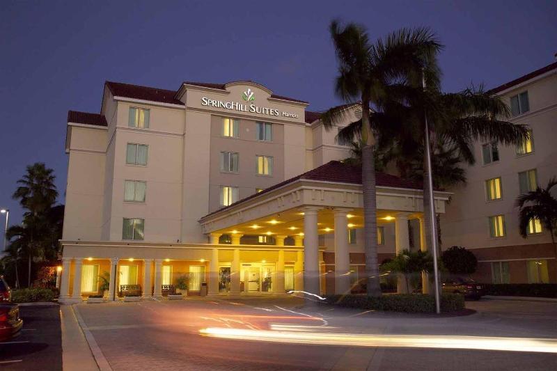 Springhill Suites Boca Raton Exterior photo